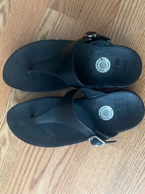 Fitflop Black Thong Sandals with Silver Buckle